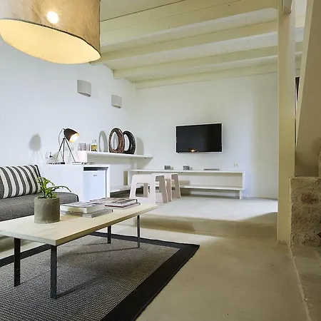 Iridachic Boutique & Hotel